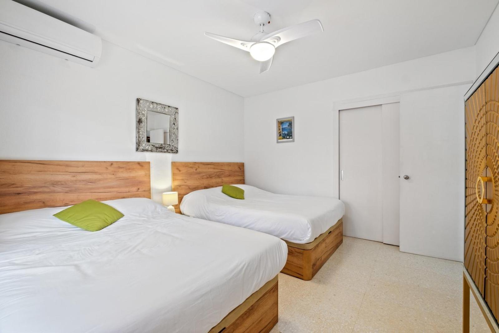 Piso Con 2 Habitaciones, 2 Terrazas Y Piscina Торремолінос Екстер'єр фото