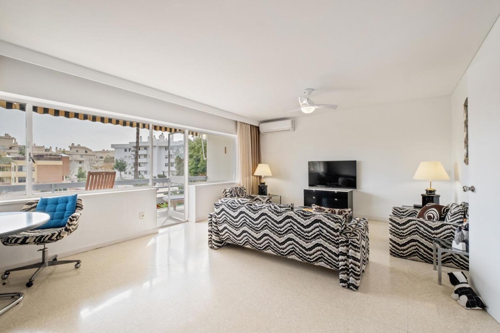 Piso Con 2 Habitaciones, 2 Terrazas Y Piscina Торремолінос Екстер'єр фото